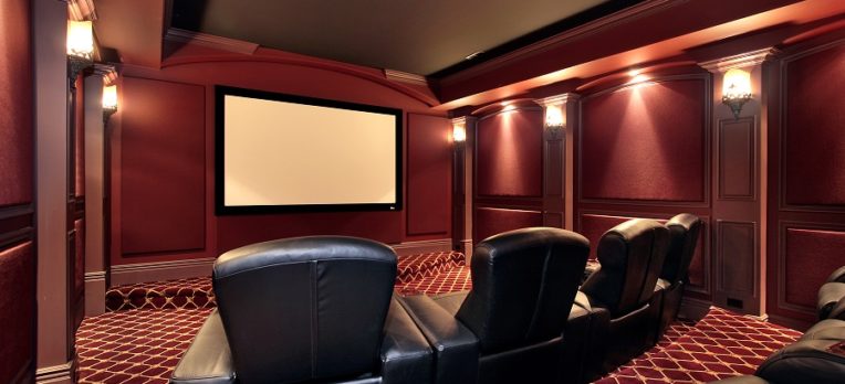 3 Features that Make a Home Theater Perfect for Entertaining